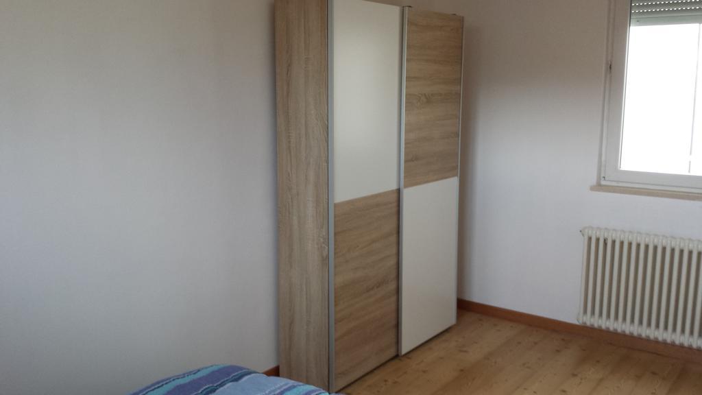 ボルツァーノResidenze Glorenzaアパートメント 部屋 写真